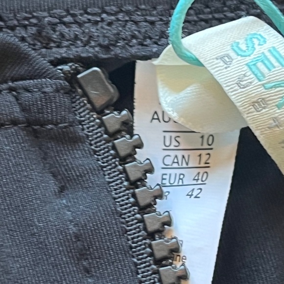 Sea Level Australia essentials long sleeve rash vest - full zip black US 10, NWT - Picture 12 of 12